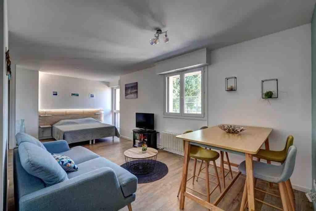 Le Studio 35 - Charme, Parking & Proche Lac Annecy Zewnętrze zdjęcie